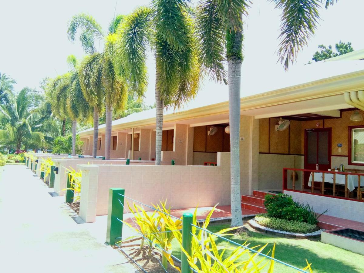 Paradise Island Park & Beach Resort Samal Ngoại thất bức ảnh